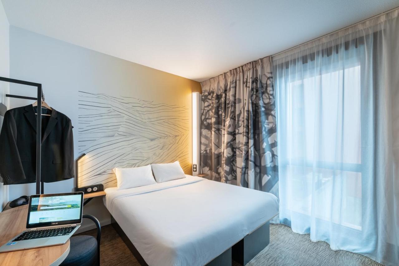 B&B Hotel Сент Екстер'єр фото